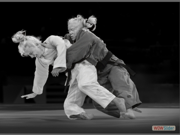 Eke Throws Ivanytska - Peter Milsom - Best Mono Print